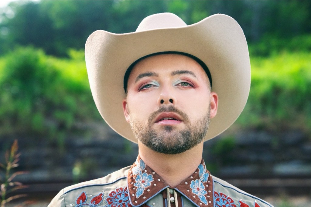SINGER/SONGWRITER ADAM MAC RELEASES HEARTFELTNEW TRACK “LAST&nbsp;RODEO”&nbsp;