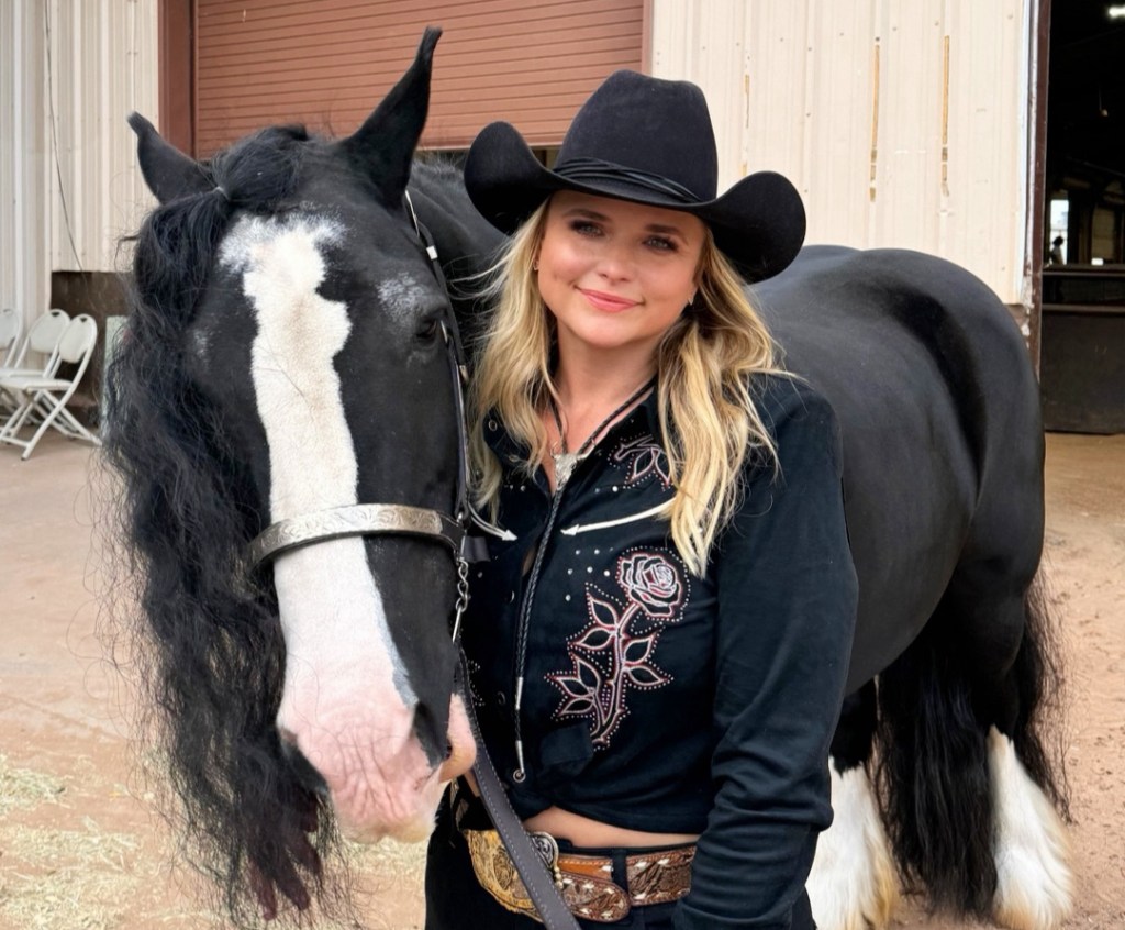 MIRANDA LAMBERT’S MUTTNATION&nbsp;FOUNDATION